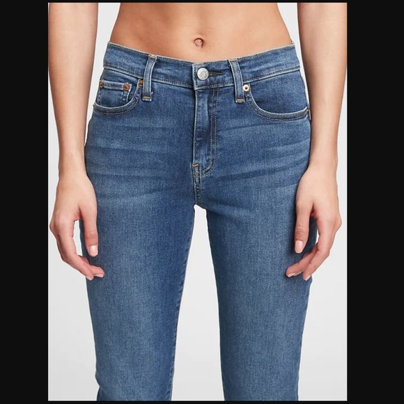 Gap Always Skinny mid-rise jeans in medium wash - Picture 3 of 7